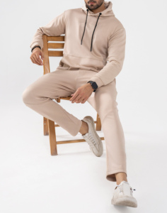 Ensembles de deux pièces OEM de haute qualité pour hommes, décontractés pour l'hiver, de couleur unie avec logo personnalisé, fabriqués selon des normes élevées - Product Image 1
