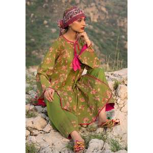 BM-52039 Ensemble 3 pièces non cousu en mousseline imprimée avec dupatta en mousseline brodée, respirant et translucide pour événements diurnes XS 6XL - Product Image 2