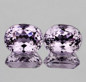 Kunzite rose naturelle paire de forme coussin à facettes parfaite pour la fabrication de bijoux pierre précieuse rare de haute qualité - Product Image 2