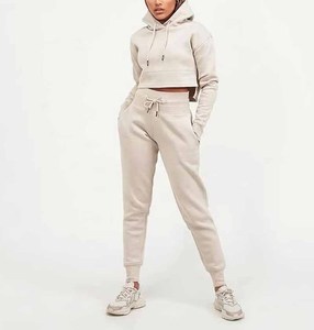 Logo personalizado última camiseta y pantalones cortos conjuntos de secado rápido transpirable mujeres personalizadas mujeres Crop Top sudaderas con capucha - Product Image 1