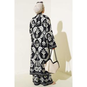 Ensemble Kimono 2 Pièces Motif Ethnique Noir Ecru - Product Image 2