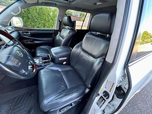 SUPER OFERTA 2013 LEXUS LX 5.70 V8 CILINDROS TRANSMISIÓN AUTOMÁTICA ASIENTOS DE CUERO 4WD - Product Image 4