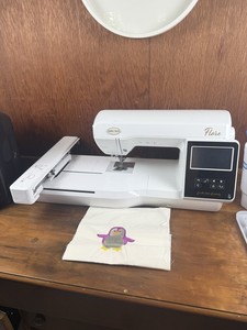 NOUVELLE Machine à broder Baby Lock Flare pour un usage domestique - Product Image 5