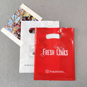 Vente en gros de sacs à provisions de transport en plastique PEHD/PE-BD personnalisés avec poignée d'emballage à gousset découpé avec logo pour emballage alimentaire prêt pour la vente au détail - Product Image 3