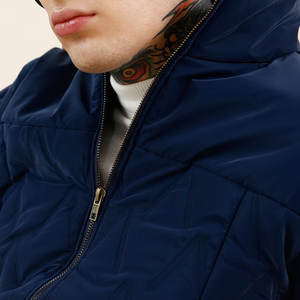 Chaqueta Acolchada de Alta Calidad para Hombre, Diseño de Burbujas, Todas las Tallas Disponibles, Nuevo Estilo Urbano, Tela de Lona, en Oferta - Product Image 4