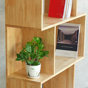ชั้นวางหนังสือ 4 ชั้น รุ่นโมเดิร์น ทำจากไม้ยางพารา ขนาด 80x30x160 ซม. รุ่น KS68205 แบบตั้งพื้น สำหรับสำนักงาน ห้องนั่งเล่น โรงรถ และจัดเก็บของในบ้าน - Product Image 6