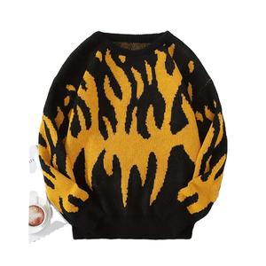 Pull personnalisé à imprimé flamme Pull streetwear unisexe élégant et confortable pour l'hiver Pull en tricot - Product Image 1