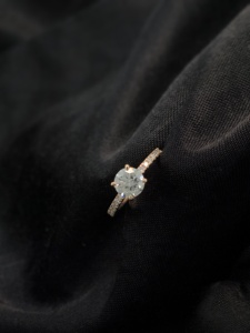 1 Carat Round Cut Lab-Grown <b>Diamond</b> High Quality 14K Yellow Gold Ring Classic Style Wedding Ring Fine Jewelry - Product Image 2