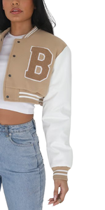 Blouson aviateur universitaire authentique grande taille avec logo personnalisé pour femmes et caractéristiques coupe-vent écologiques aspect laine taille personnalisable - Product Image 3