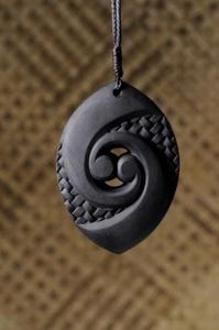 สร้อยคออารมณ์สำหรับผู้หญิงผู้ชายจี้ไม้สไตล์โบฮีเมียนโคโคโครเม่แบบปรับสายได้ทำด้วยมือ - Product Image 5