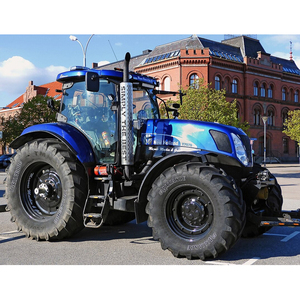 Tracteur utilitaire avec boîte de vitesses 4x4 Pompe de transmission à changement de vitesse à navette Télécommandes arrière Moteur diesel pour les opérations d'élevage et de culture en rangs - Product Image 5