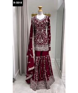 Traje Sharara de Estilo Indio y Pakistaní en Material Faux Georgette con Hilos y Lentejuelas, con Dupatta con Borde de Encaje para Mujer - Product Image 1