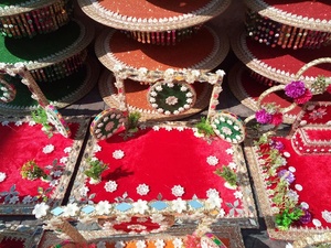 Placas decorativas Mehndi, placas de anillo Thaal disponibles, estilo de boda pakistaní, anillo de compromiso de flores personalizado 2025 OEM - Product Image 4