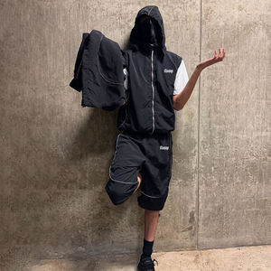Tuta da Uomo Oversize Personalizzata in Nylon con Strisce Riflettenti, Casual, Ampia, con Cerniera, Antivento, Stile Streetwear - Product Image 6