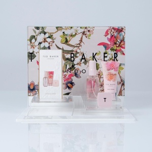Màn Trưng Bày Mỹ Phẩm Trong Suốt Thương Hiệu Perspex Giá Đỡ POS Nước Hoa 3 Bước Acrylic Trên Kệ Trưng Bày Nước Hoa Có Áp Phích Mặt Sau - Product Image 3