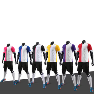 Vente en gros uniforme de football américain personnalisé de qualité unique, nouveau style d'uniforme de football américain à séchage rapide par sublimation - Product Image 6