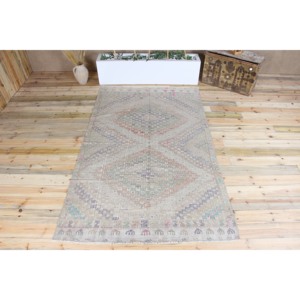 Tapis turc vintage de 5x8,2 pieds, tapis en laine géométrique gris - Product Image 1