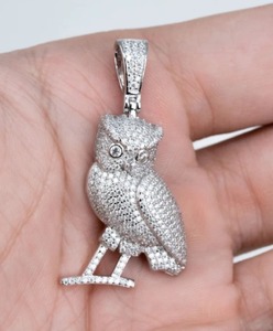 Belle Moissanite Blanc Forme Ronde Diamant Pendentif En Argent Sterling Hibou Moissanite Pendentif Personnalisé HIP HOP Bijoux - Product Image 2