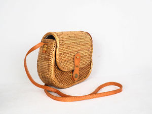 Vente en gros sac en rotin Bali sac à bandoulière, usage quotidien sac à bandoulière en rotin pour femme accessoires de mode - Product Image 2