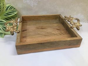 Bandeja para servir de madera hecha a mano con acabado brillante Bandeja para servir de madera con diseño de patrón grabado Bandeja para servir de madera rústica - Product Image 4