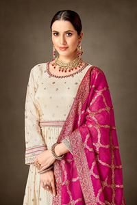 Dernier créateur de robe fantaisie Banarasi en tissu de soie organza jacquard pur vêtements indiens et pakistanais - Product Image 5