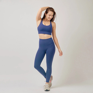 Color sólido para las mujeres de entrenamiento de las mujeres conjuntos de yoga con logotipo personalizado 2025 Ventas calientes Conjuntos de yoga Fitness para mujeres Gimnasio Fitness OEM - Product Image 4