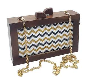 กระเป๋าปาร์ตี้ไม้สุดสร้างสรรค์สำหรับเพื่อนเจ้าสาวในงานแต่งงานและคืนของขวัญ - Product Image 2
