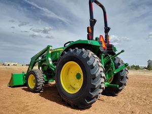 Rodamiento de caja de cambios para tractor agrícola John Deere 4052M 90HP 4WD, usado, en buen estado, entrega rápida - Product Image 4