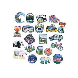 Patchs thermocollants appliques brodées OEM de qualité supérieure Patch à thème de voyage pour accessoires de vêtements vêtements à coudre à bas prix - Product Image 1