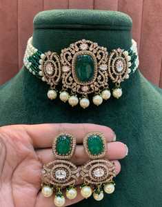 Elegante chapado en oro mate Polki Kundan gargantilla conjunto pendientes joyería elegante para bodas y celebraciones de aniversario - Product Image 1