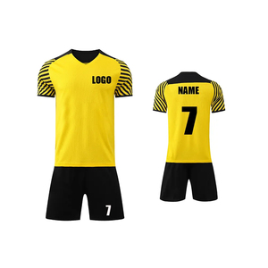 Uniformes de Fútbol para Equipos con Sublimación, Camisetas de Fútbol 2025 a Precios Competitivos, 100% Poliéster, Transpirables, de Secado Rápido, Cortas - Product Image 1