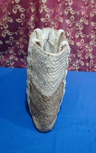 Sac de jute carré élégant fait à la main 15 "x 11" blanc marron avec fermeture à glissière et décoration de lettre unique - Product Image 3