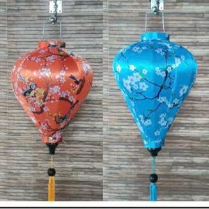 Lampe décorative durable de lanterne de bambou et de rotin faite à la main de tendance chaude pour la conception intérieure à la maison - Product Image 1