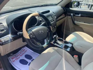 Kia Sorento LX 2015 - Product Image 3