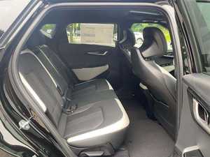 Hyundai Kona EV GT-Line AWD Automatique 2024 Noir Propre avec Sièges en Cuir, Navigation, Chauffage, Démarrage à Distance et Toit Ouvrant - Product Image 5