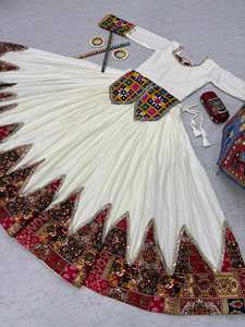 LANCEMENT DU NOUVEAU DESIGNER PARTY LEHENGA CHOLI TISSU PUR COTON avec GAMATHI WORK INNER MICRO COTTON REVERSIBLE - Product Image 5