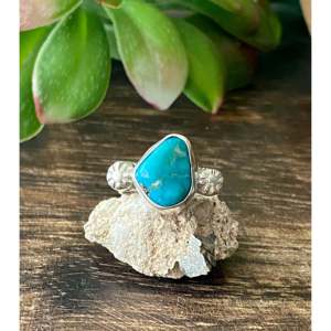 Bague artisanale Navajo en turquoise de Kingman, argent sterling, taille 7.5, plaqué or rose 18 carats, sertissage clos, incrustation, cadeau, sous licence 'IS' - Product Image 1