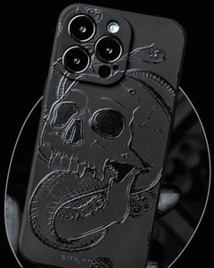 Funda estilo negro para teléfono 17/16/15/14/13/12 Pro Max - Product Image 1