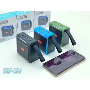 Enceinte sans fil portable YSF-501 5W avec LED RGB, batterie rechargeable 5.3, TF, USB, pour utilisation en extérieur lors de fêtes - Product Image 4