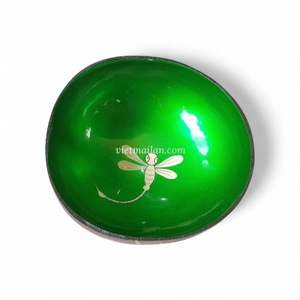 Cuencos de Coco Lacados Ecológicos, Cuenco Natural de Cáscara de Coco con Acabado Lacado e Incrustaciones de Nácar, Venta al por Mayor de Vietnam - Product Image 4