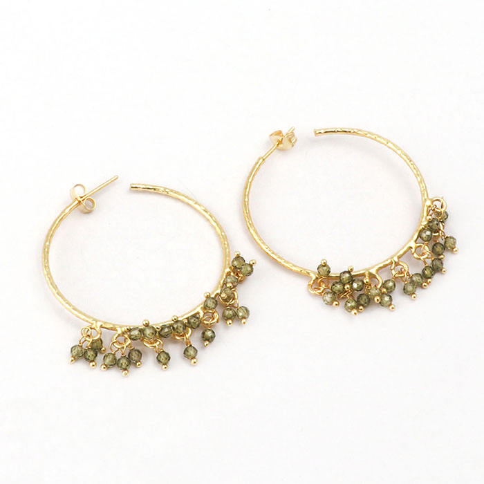 สีเขียว