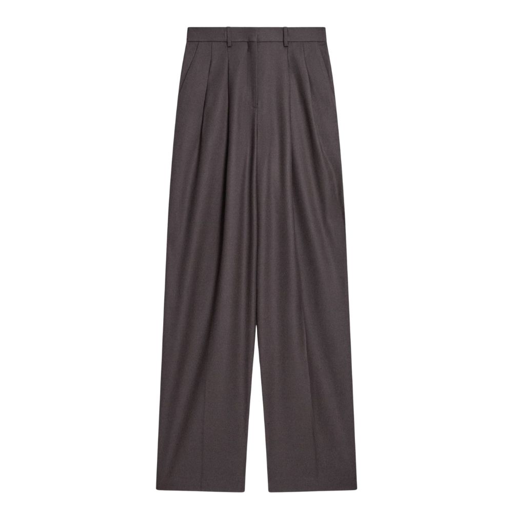 สีน้ำตาล