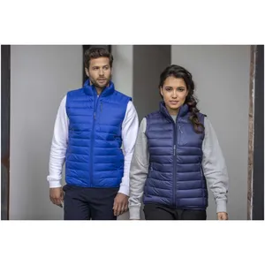 Accessoires de sports d'hiver durables : Housse Pallas recyclée pour un merchandising éco-responsable - Product Image 4