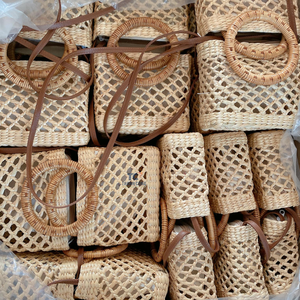 Arte de pared de guardería de ratán hecho en Vietnam con lindo juguete educativo de tabla de surf para la habitación del bebé disponible al por mayor - Product Image 5