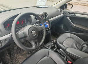 Voiture SUV essence 2016 avec volant à gauche, fournitures automobiles de qualité au Japon, kilométrage 1-50000 - Product Image 5