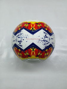 Balón de Fútbol de Cuero Texturizado Estilo Libre, Talla 5, Ecológico, con Alta Retención de Aire, para Trucos y Maniobras Distintivas - Product Image 2