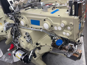 Máquina de coser de puntada cubierta tipo tubo CP-10-1 NUEVA, de tres agujas y cinco hilos, tipo Bullhead, OEM, DIY, con marco de plástico y acero. - Product Image 4