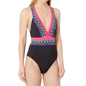 Maillots de bain pour femmes en gros, polyester, design personnalisé, maillots de bain professionnels, service OEM, solide, respirant, séchage rapide - Product Image 3