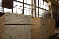 Qualité supérieure Précision dans chaque planche Achat en gros de bois d'épicéa de qualité supérieure au prix le plus bas