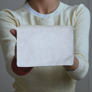 Mignon concepteur Multi couleur broderie travail manuel porte-monnaie avec fermeture éclair forme carrée amour thème perlé porte-monnaie 2024 - Product Image 2